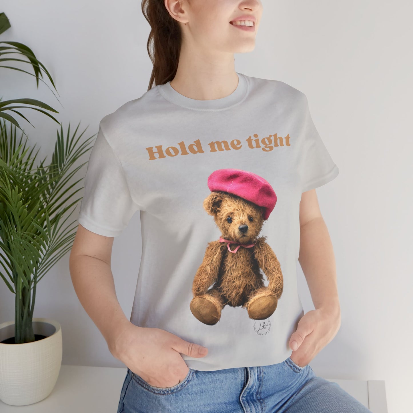 'Vinka' Unisex Jersey Short Sleeve Tee